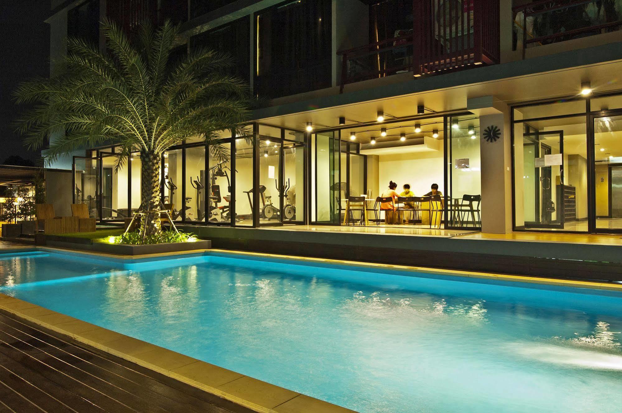 Grand Marina Residence Hotel Ban Laem Chabang Exterior foto